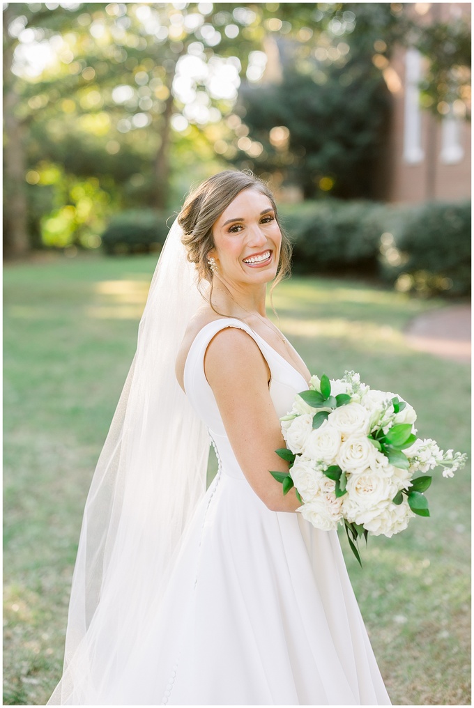 Meredith College Bridal Session - Tiffany L Johnson Photography_0029.jpg