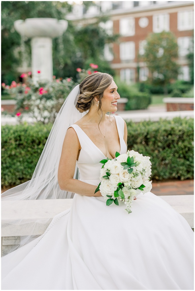 Meredith College Bridal Session - Tiffany L Johnson Photography_0044.jpg