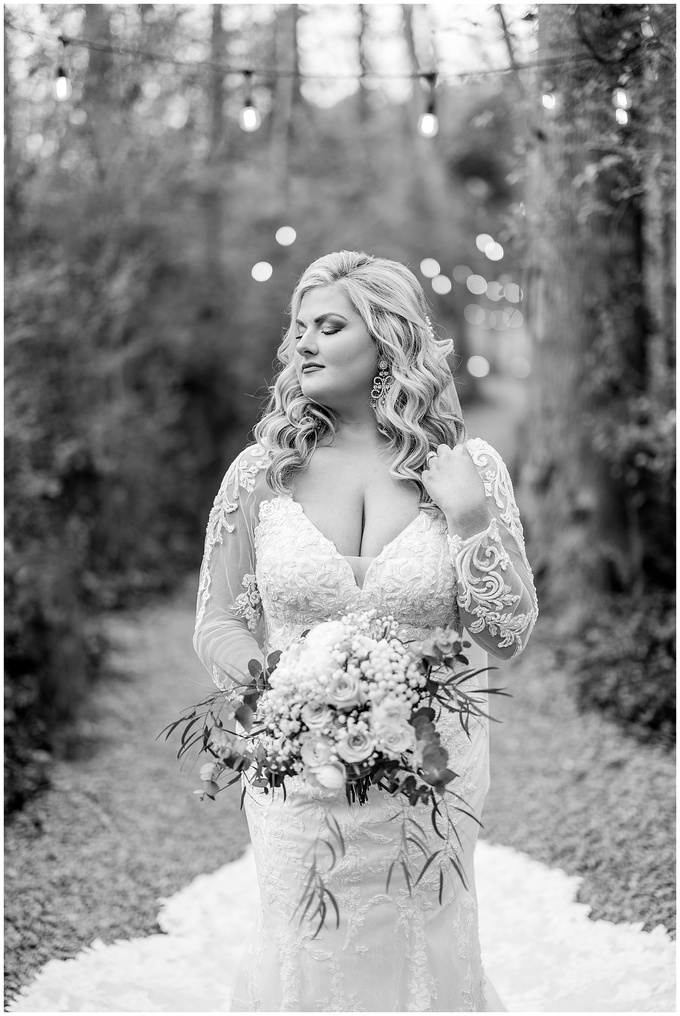 The Cornealius Properties Bridal Session - Tiffany L Johnson Photography_0039.jpg