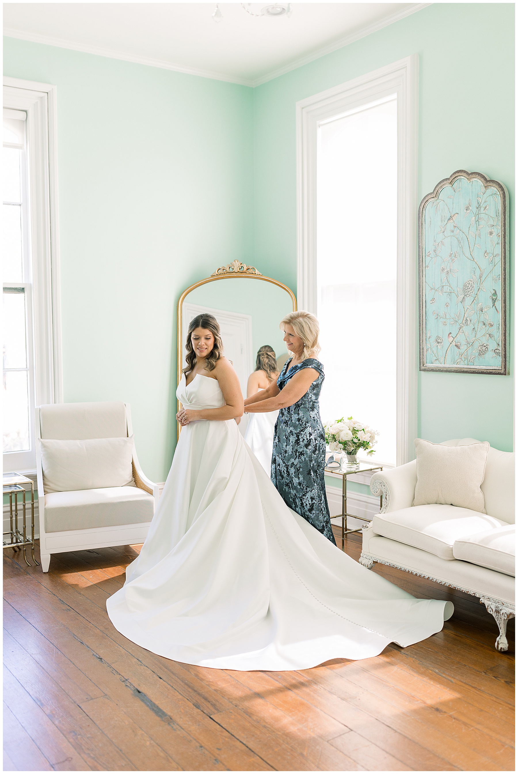 The Merrimon Wynne House Wedding Day - Tiffany L Johnson Photography_0041