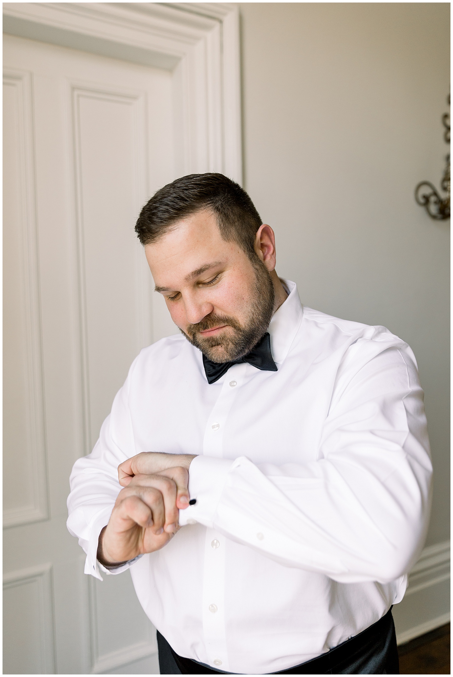 The Merrimon Wynne House Wedding Day - Tiffany L Johnson Photography_0099