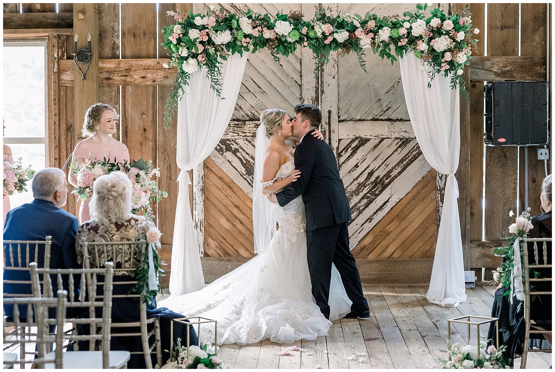 May Lew Farm Wedding Day - Tiffany L Johnson Photography_0111