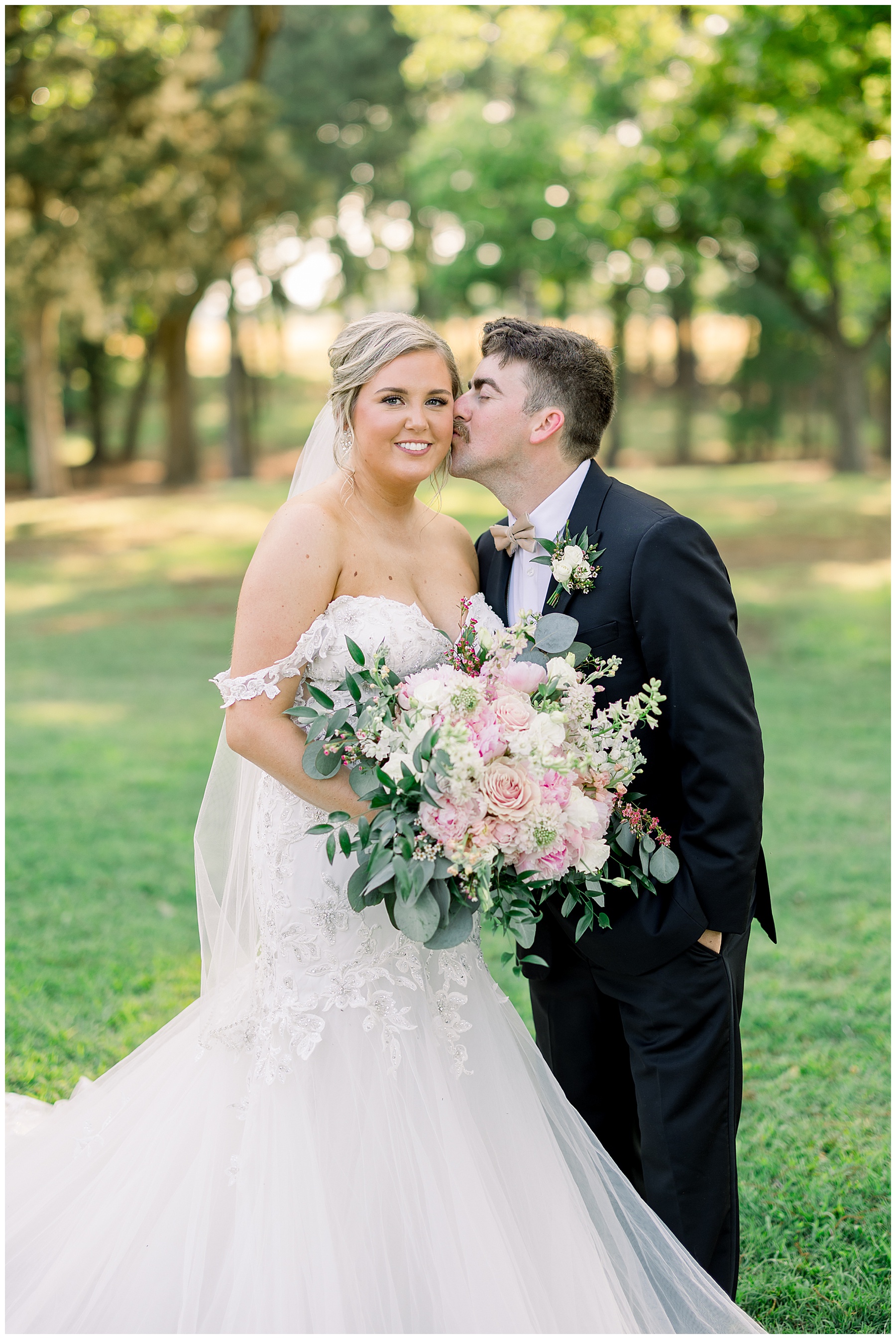 May Lew Farm Wedding Day - Tiffany L Johnson Photography_0133